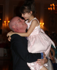 Daddy & Daughter, giggles, kisses, hugs (3)