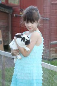 Bianca Tyler  animal lover  bunny  teach children to love animals (224)