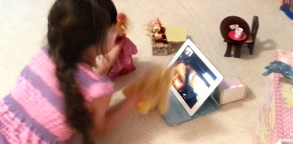 FaceTime, Facetime, Barbies, playing Barbies, Barbie, Friends, playing, good screen time, screentime
