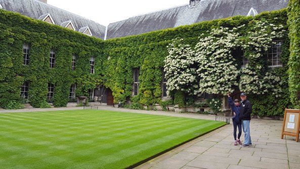 Oxford, Oxford University, England, Eagle and Child pub, Harry Potter snitch, Exeter (10)